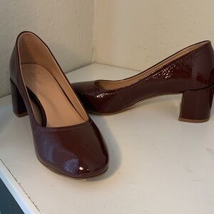 Burgundy/ Marroon 27 Edit Natauralizer Rebecca Pump worn once